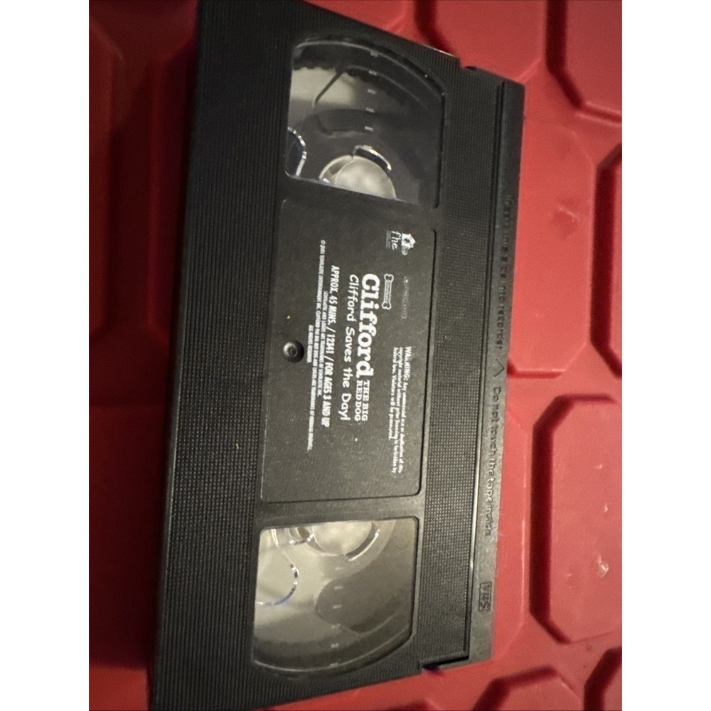 Clifford the Big Red Dog Clifford Saves The Day VHS 2001 Tape Only Preowned